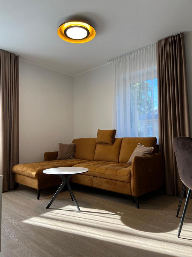 Bell Tower Apartment Плунге Экстерьер фото